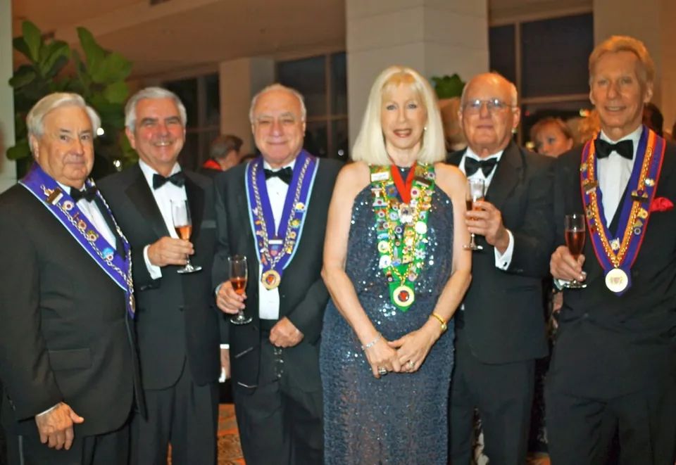 "Ooh La La" Gala Induction